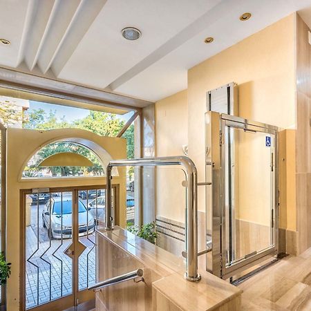 Apartamento Amalia มาลากา ภายนอก รูปภาพ